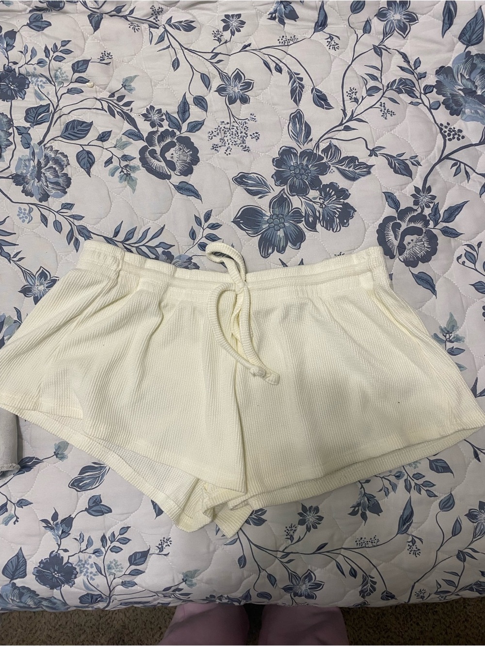Light Cream Ribbed Athletic Drawstring Shorts for Women